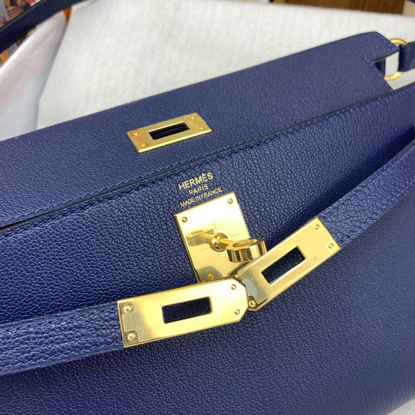 Hermes Kelly Elan bag Sellier Blue Obysee Chevre goatsk in Gold hardware