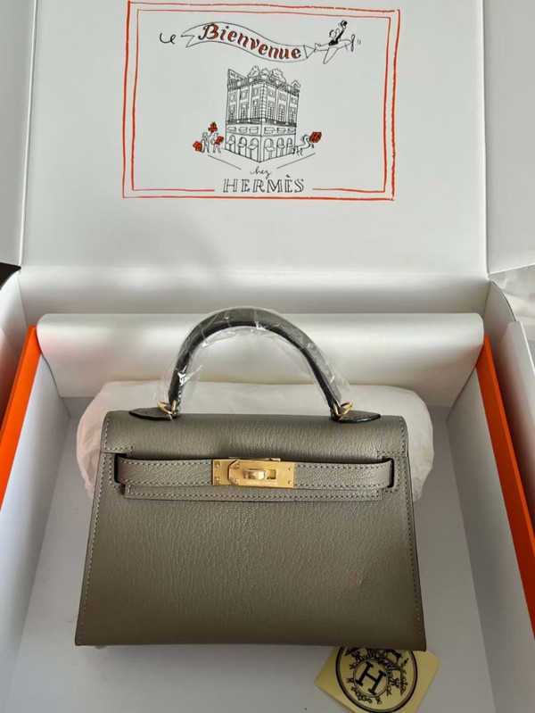 Hermès Gris Asphalte Mini Kelly II Chevre  Mysore Leather Gold  hardware