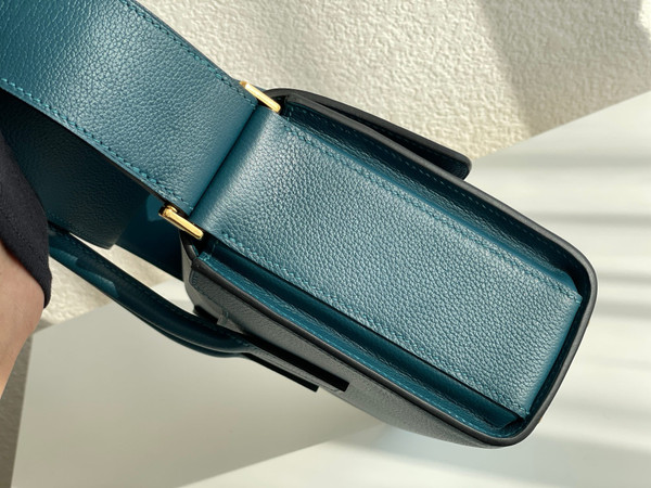 HERMES New Drag 22 Bag Peacock