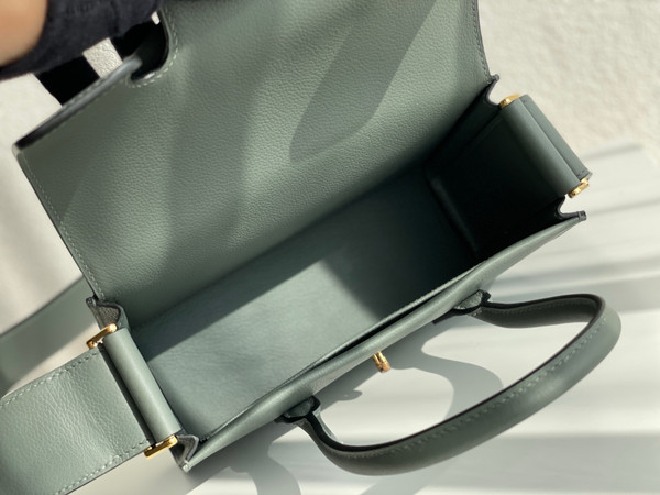 HERMES New Drag 22 Bag Olive