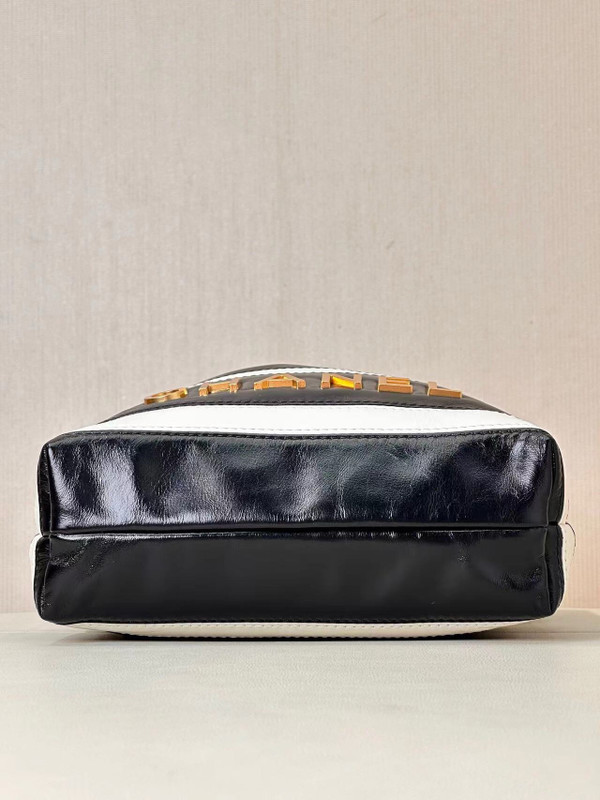 CHANEL 22 MINI HANDBAG BLACK & WHITE