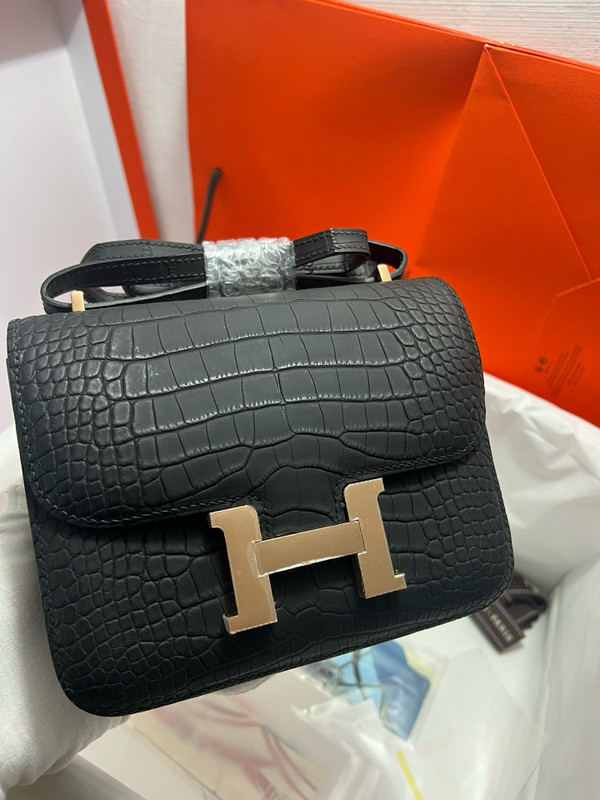 Hermes Matt Black Constance 18 Alligator
