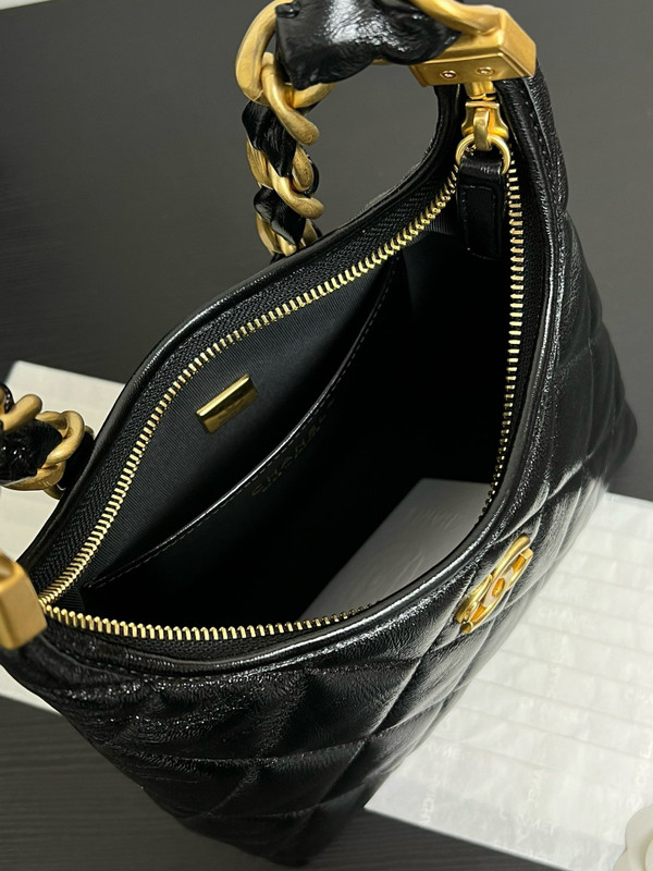CHANEL SMALL HOBO BAG Black Shiny Lambskin