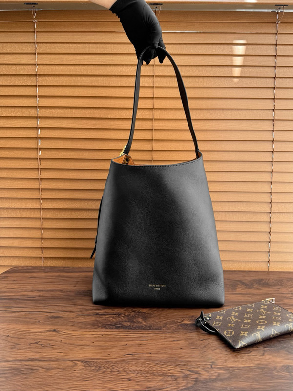 Louis Vuitton M24856 Low Key Hobo MM BLACK
