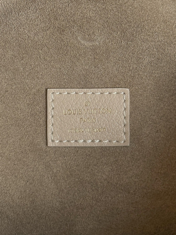 Louis Vuitton M25022 Low Key Hobo MM Limestone