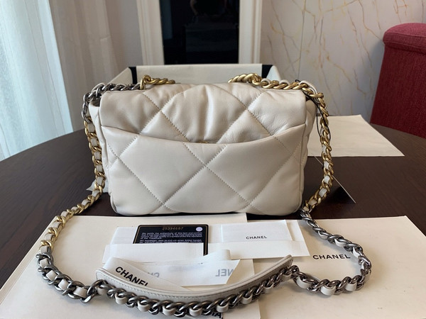CHANEL 19 White Flap Bag