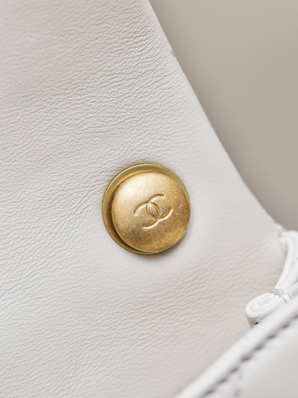 Chanel WHITE SMALL FLAP BAG with Imitation Pearls