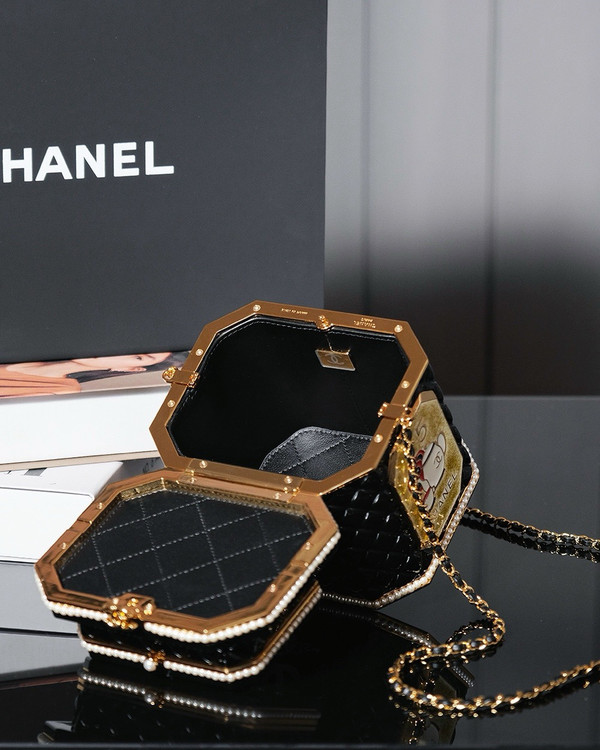 CHANEL TEA BOX MINAUDIERE