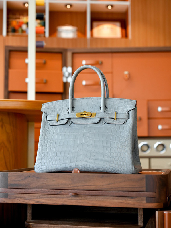 HERMES BIRKIN 30 BAG MATT PEARL GRAY ALLIGATOR GOLD HARDWARE