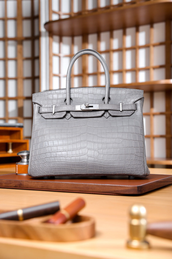 Hermes Gris Ciment Birkin 30 in Niloticus Crocodile with Palladium hardware