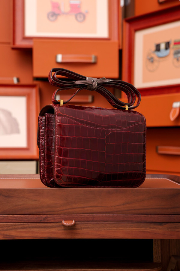 Hermes Bordeaux Constance 18 Crocodile Porosus