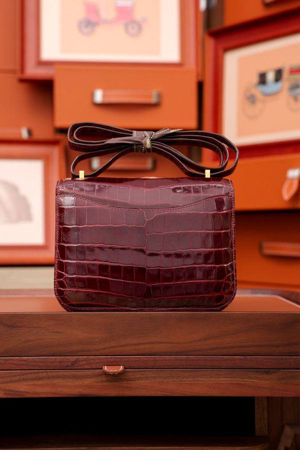 Hermes Bordeaux Constance 18 Crocodile Porosus