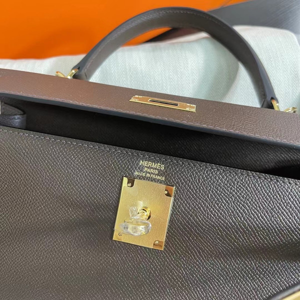 Hermes Chocolate Kelly 28 cm Epsom Gold Hardware