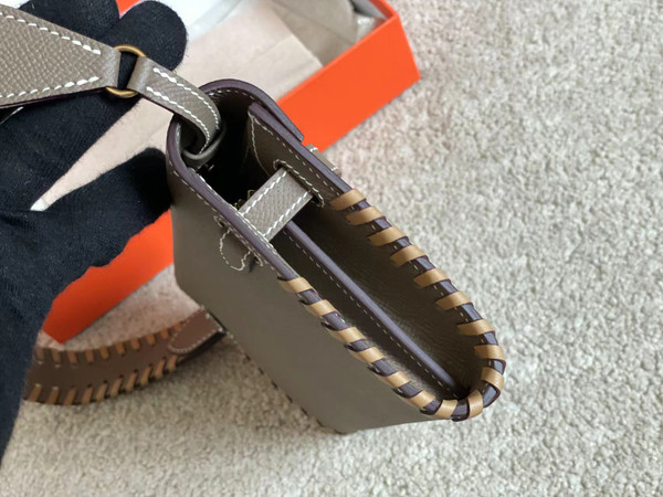 Hermes Etoupe Kelly To Go Tressage wallet With Gold Hardware