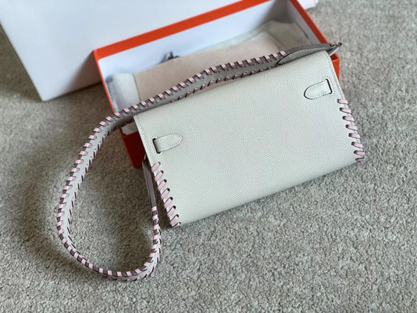Hermes Craie Kelly To Go Tressage wallet With Gold Hardware
