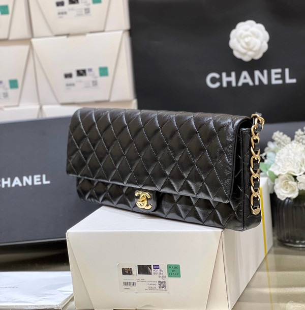 CHANEL MAXI CLUTCH BAG