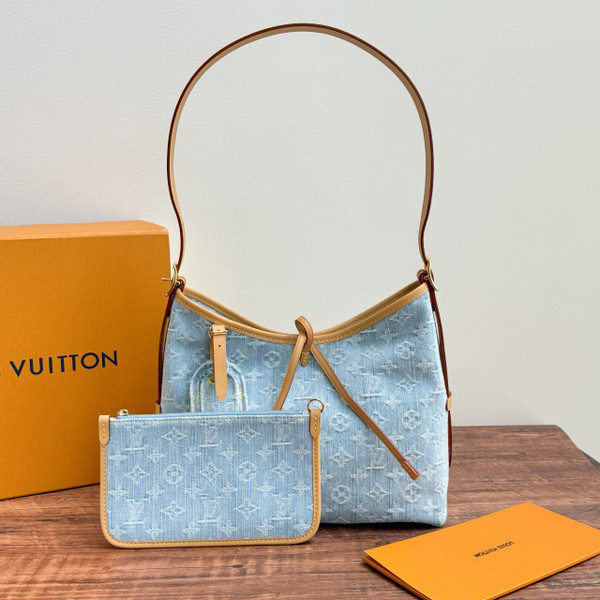 Louis Vuitton M46855 New LV Remix CarryAll MM