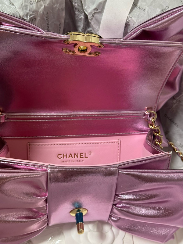 CHANEL BOW TIE CLUTCH PINK