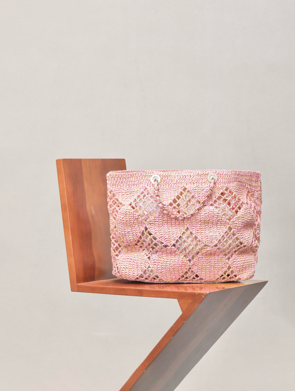 Chanel Maxi Raffia SHOPPING BAG PINK