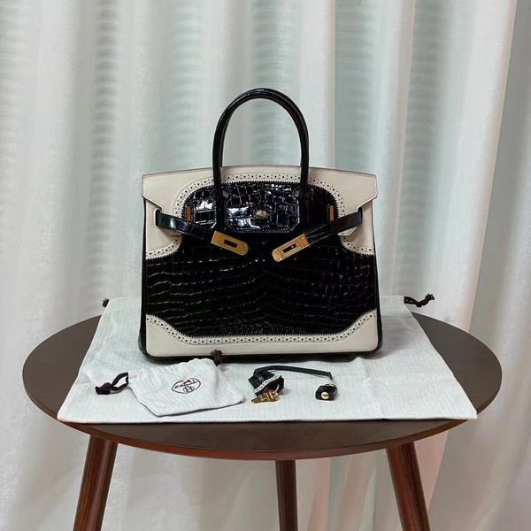 Hermes Birkin Ghillies 30 cm handbag in Craie Swift leather and Black Alligator