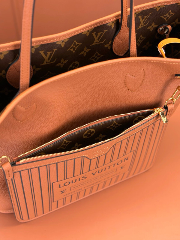 Louis Vuitton M12061 New Neverfull Reversible Neverfull Inside Out MM Bag