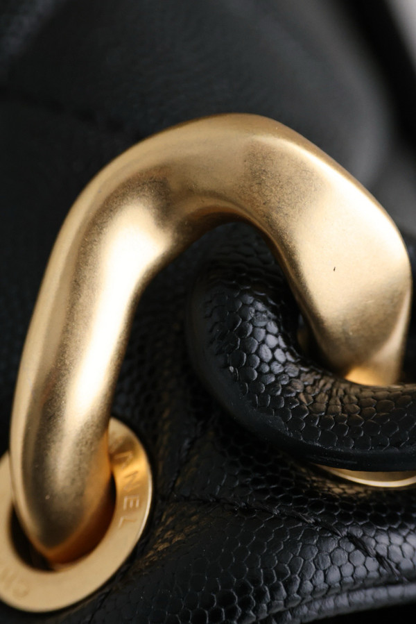 Chanel Single Flap LeatherChunky Chain Small in black with gold hardware