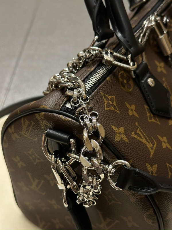 Louis Vuitton M12243 New Speedy Soft 30 Dark Bag