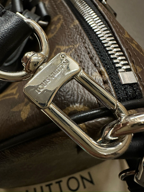 Louis Vuitton M12243 New Speedy Soft 30 Dark Bag