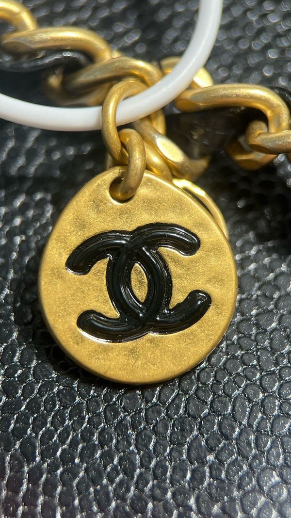 CHANEL FALL-WINTER 2024/25 SMALL FLAP BAG