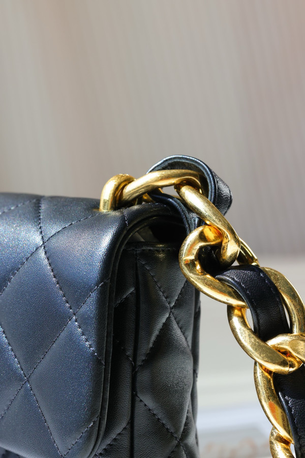 CHANEL 2023/24 MÉTIERS D’ART MINI FLAP BAG