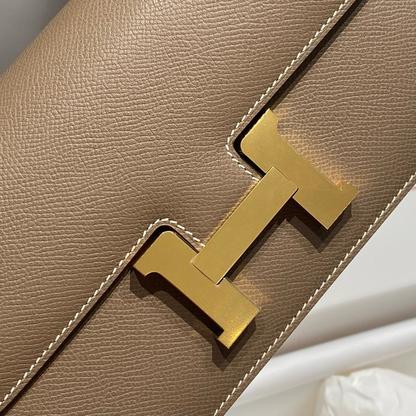 Hermès Constance Elan handbag in Etoupe Epsom with Gold Hardware