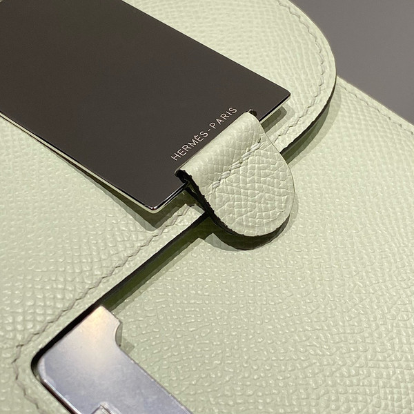 Hermès Constance Elan handbag in Vert Fizz Epsom with Palladium Hardware