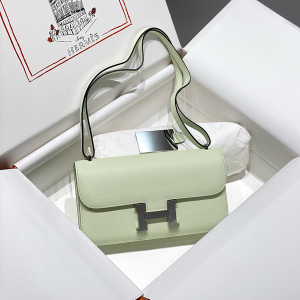 Hermès Constance Elan handbag in Vert Fizz Epsom with Palladium Hardware