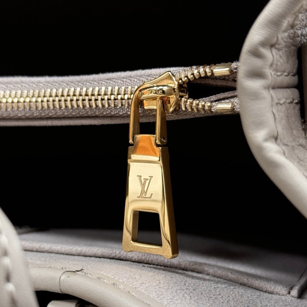 Louis Vuitton M11463 Babylone Tote PM
