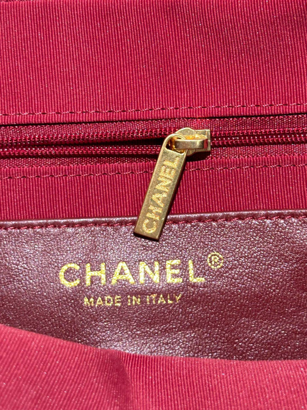 CHANEL FALL-WINTER 2024/25   MINI CAMERA CASE   Shiny Lambskin & Gold-Tone Metal  Black