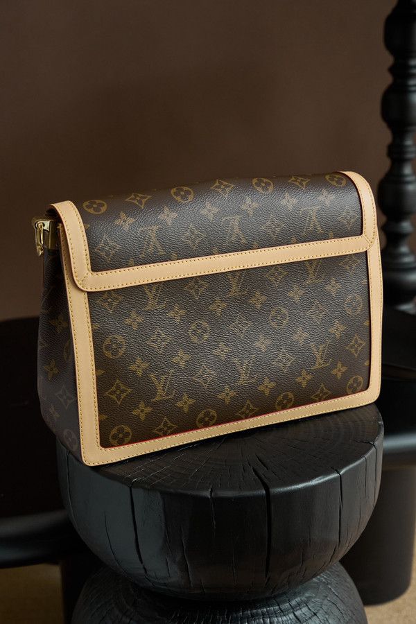 Louis Vuitton M47149 Dauphine Soft GM Bag
