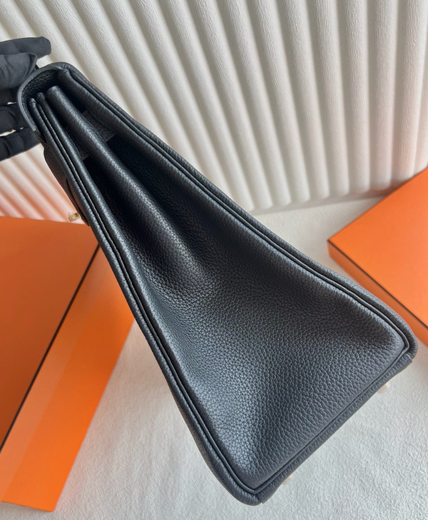 Hermes Sellier Kelly 40 Black Togo Gold Hardware