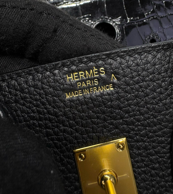 Hermes Birkin Touch 25 Black Porosus Crocodile Black Togo  leather with Gold Hardware