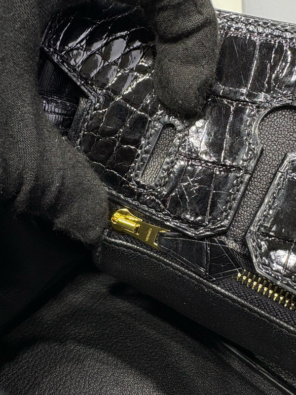 Hermes Birkin Touch 25 Black Porosus Crocodile Black Togo  leather with Gold Hardware