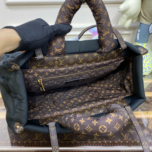 LOUIS VUITTON Cabas “Onthego Pillow” MM M21069 Black