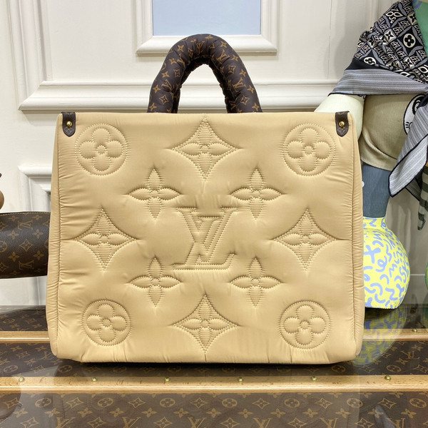 LOUIS VUITTON Cabas “Onthego Pillow” MM M21069 Beige