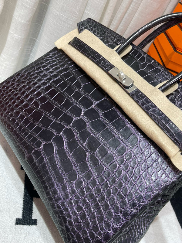 Hermes Birkin Bag 35 In Black Matt Alligator with Palladium hardware