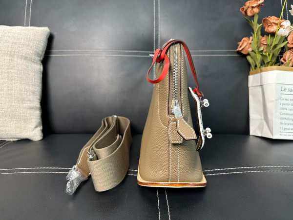 Hermès Hermes Bolide Skate 31 Handbag Etoupe