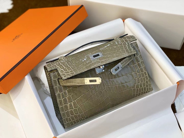 Hermès Shiny Gris Tourterelle Alligator Kelly Pochette Palladium Hardware