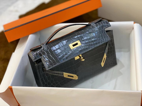 Hermès Shiny Graphite  Alligator Kelly Pochette Gold Hardware