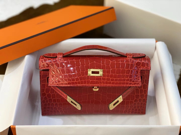 Hermès Shiny Red  Alligator Kelly Pochette Gold Hardware