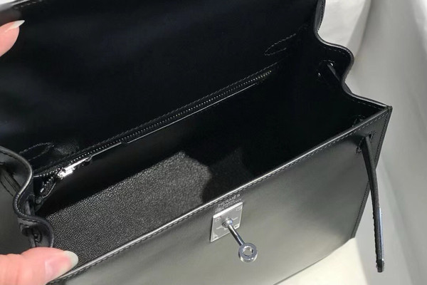 Hermès Black Kelly Sellier 25 Box Leather Palladium Hardware