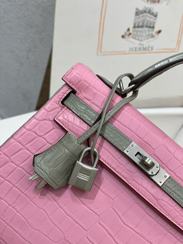 Hermes Special Order Grey/Pink NILOTICUS CROCODILE KELLY 25 WITH PALLADIUM  HARDWARE