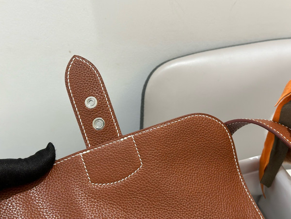 Hermes Sac a depeches 21 bag Gold Togo Leather
