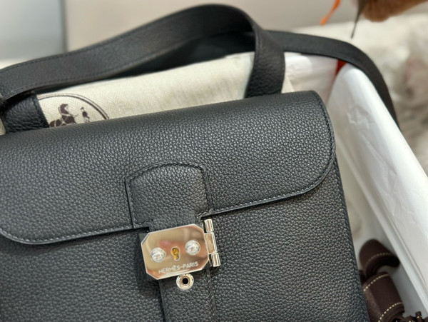 Hermes Sac a depeches 21 bag Black Togo Leather
